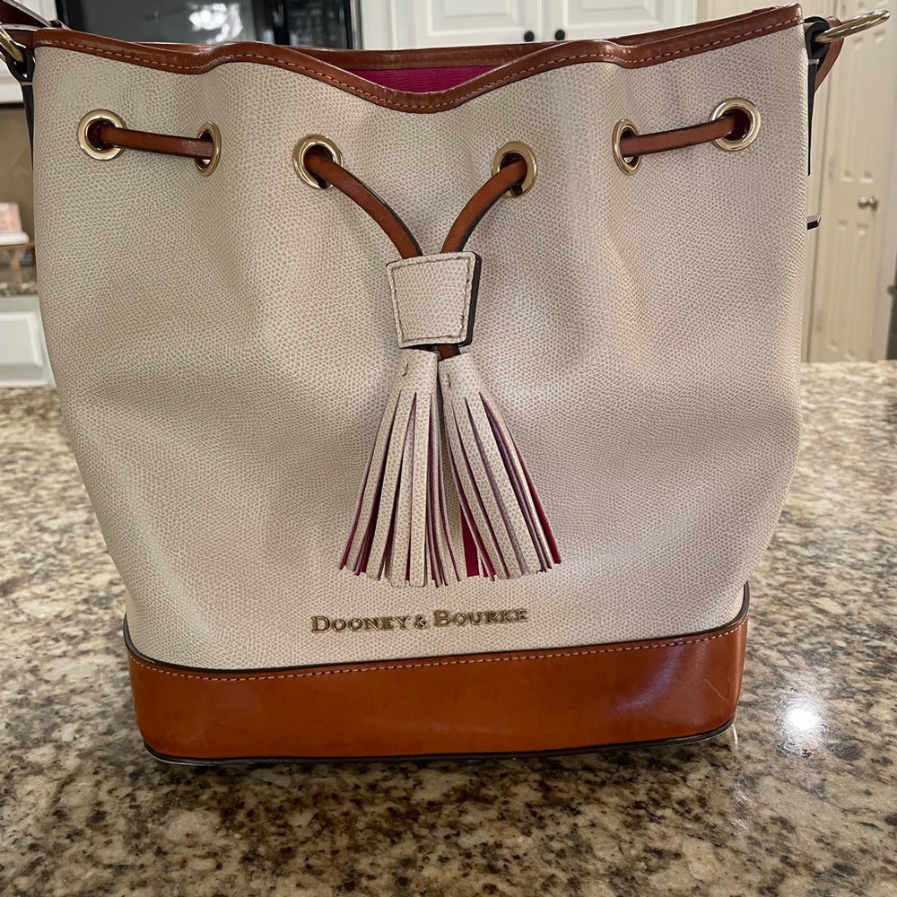Dooney and Bourke purse